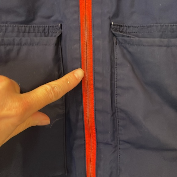 North face winter jacket - Picture 3 of 8